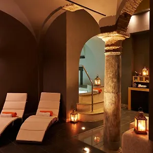 4* Hotel The Code