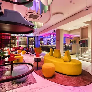 Hotel Adesso, Řím